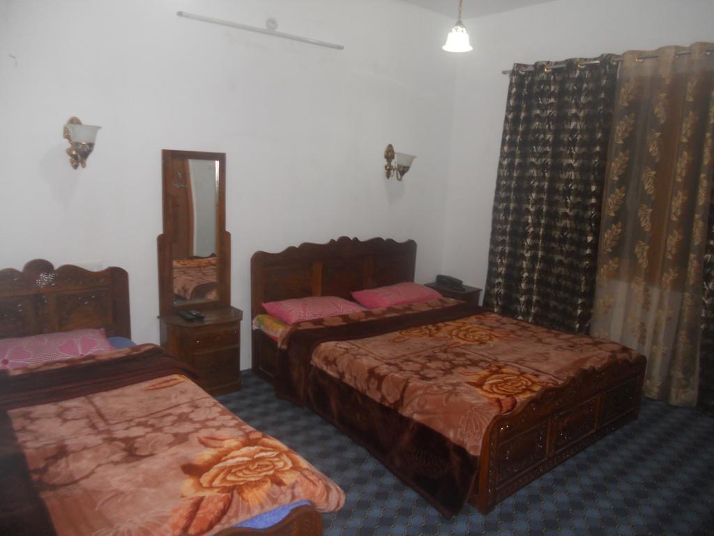 Hotel Royale Jannat Srīnagar Kamer foto
